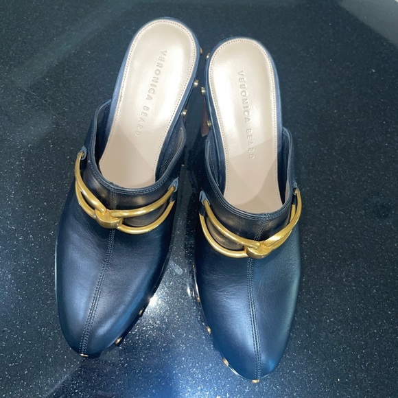 VERONICA BEARD Giles Clog in Black Leather Gold Stud Grommet Wooden Heel Sz 10 - Picture 5 of 14